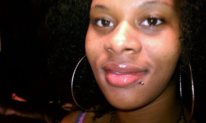 Labret stud lip piercing